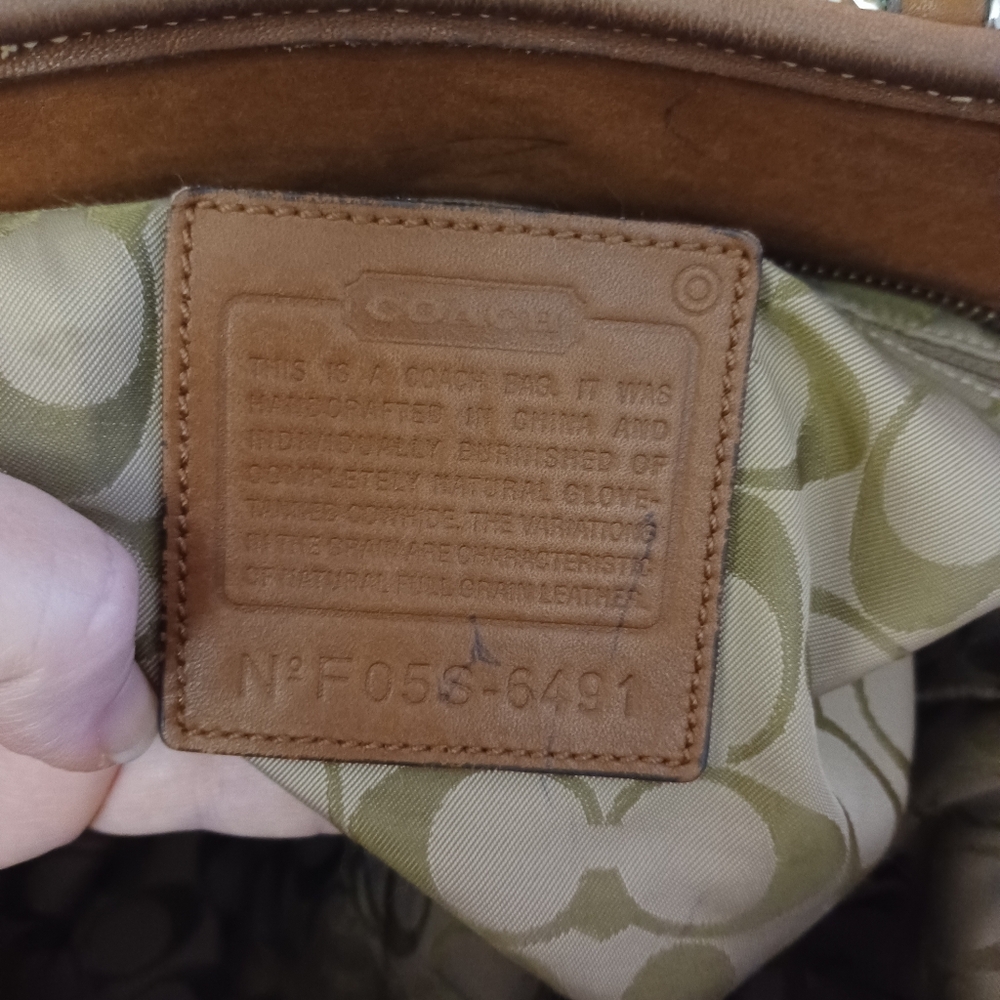 Vintage Leather Coach Bucket Bag Custom - Picture 7 of 16